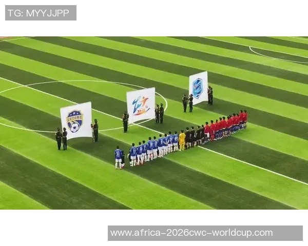 足球季后赛激战正酣球迷热情高涨期待冠军归属与精彩对决 足球季后赛激战正酣球迷热情高涨期待冠军归属与精彩对决